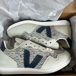 Veja Athletic Shoes in Snow Nautico